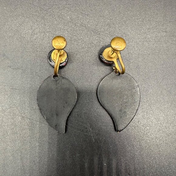 Vintage Enamel Earrings Autumn Leaf Screw Back Black Orange Dangle Halloween - Picture 4 of 6